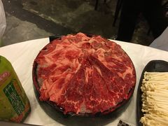 -鲜入围煮花胶鸡海鲜火锅