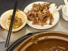 -胡须佬鸡煲四季火锅店(石厦西村直营店)