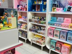 -泡泡玛特POPMART(东直门来福士店)