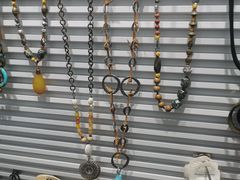 -义乌小商品批发市场(中国小商品城·篁园服装市场店)