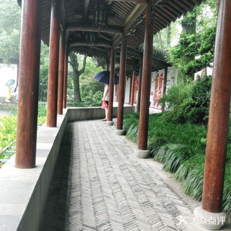 走了很远的路，这次来已经时隔两年