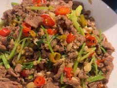 -呷湘厨·鱼汤捞饭·剁椒鱼头·辣椒炒肉(国家会展中心店)