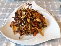 什锦山野菜-小厨子私房菜·云南美食店