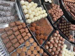 -Laderach 莱德拉(上海环贸iapm店)