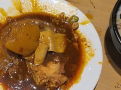 -咱屯子铁锅炖直营店(保利店)