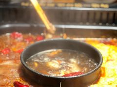 -老牌坊云南鱼豆花火锅(哈西万达店)