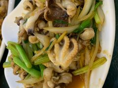 -覃记海鲜美食餐厅