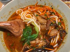 -百春原湖南牛肉粉(百联世纪店)