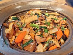 -云海肴·汽锅鸡·云南代表菜(浦江欢乐颂店)