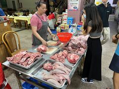 -标记美食新鲜猪杂(兴南大道店)