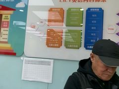 -LILY英语思维馆(玉泉路店)