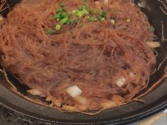 粉丝煲-鑫巴蜀小镇 · 水煮鱼专研店(玉桥店)