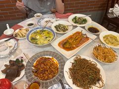 -梅龙镇酒家(南京西路总店)