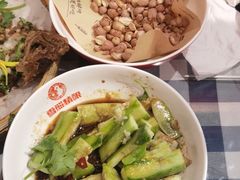 -雪熊哈尔滨烧烤·精酿啤酒·砂锅(中央胜境店)