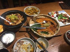 -云海肴·汽锅鸡·云南菜(天山百盛优客店)