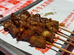 蜜汁烧排骨-威记烧嘢·南宁烧烤·超级生牛(绿地店)