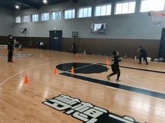 -梦想之巅·青少年篮球·羽毛球·培训中心(西站店)