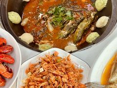 -丹水桥地锅鱼·翘嘴鲌·地方特色全鱼宴(丹江口大坝店)