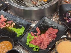 -啊美丽炭火烤肉(滑翔一店)
