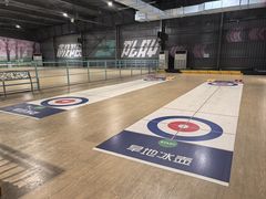 -极限PLAY运动娱乐新世界·团建派对表演休闲馆·室内高空游乐园