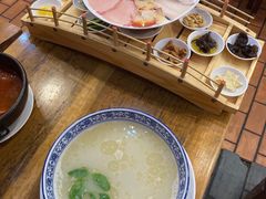 -桥香园过桥米线(国贸店)