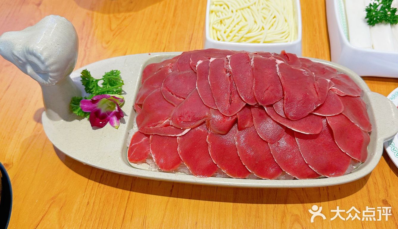 绝了👍赶在小寒当天吃鲜切羊肉火锅🐑
