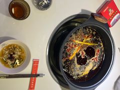 -钢管厂五区小郡肝串串香(蜀都万达店)