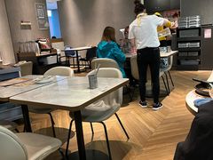 -必胜客(上海新南方商城PH店)