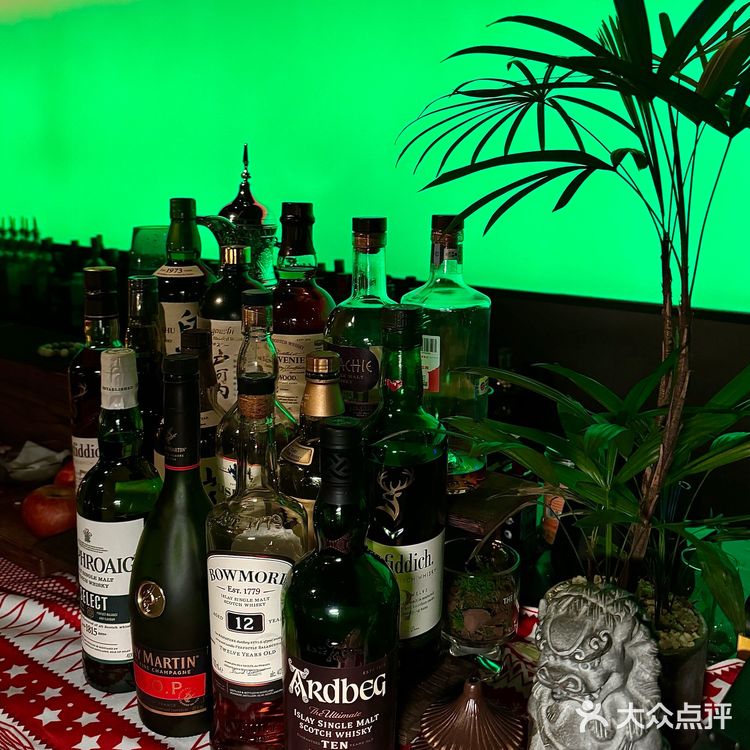 福州｜藏在华润万象楼下的氛围小酒馆