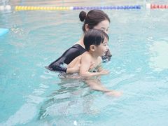 -卜鲁卜鲁亲子游泳中心(凤天中心店)