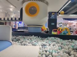 -Land Mark蓝马乐园(华联武夷购物中心店)