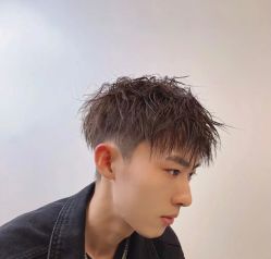 -HG美发设计沙龙