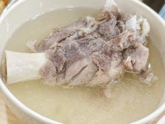 -周震馄饨