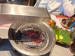 -草家酱蟹炭火烤肉店(珲春南路一店)