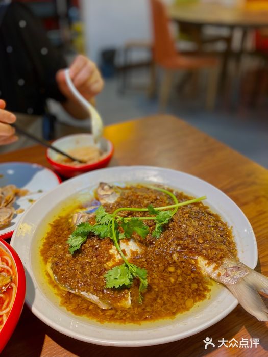 老闵田螺馆·南昌特色(总店)油浸鱼图片