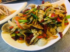 -覃记海鲜美食餐厅