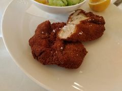 -中央咖啡馆