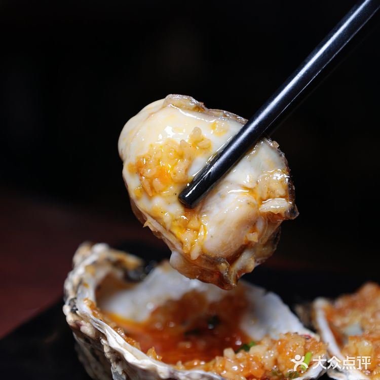 哪能又吃羊肉火锅又吃烧烤？来老北京涮羊肉吧！