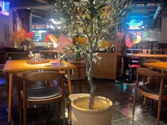 -JINNS锦时 steak&pizza(浸信会礼拜堂旧址店)