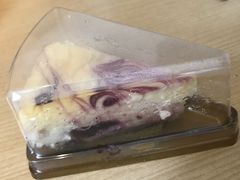 -红宝石·鲜奶小方·海派西点房(南丹店)