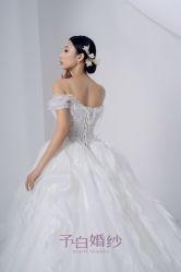 -予白婚纱礼服馆