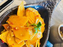 -破瓦寒窑·地摊烤羊排