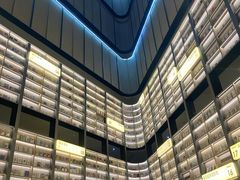 -上海虹桥中心爱琴海亚朵S酒店