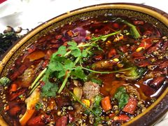 -乡土特色.冷锅鱼.牦牛肉汤锅