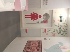 -龙格亲子游泳·水育早教运动中心(绿宝中心)