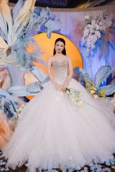 -南京宝娜嫁衣婚纱礼服馆(中央路店)