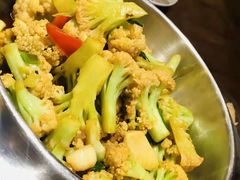 -隔壁老王·家常云南菜(花巷店)