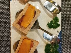 鹅肝-鲸山上·私房日料(泰达MSD店)