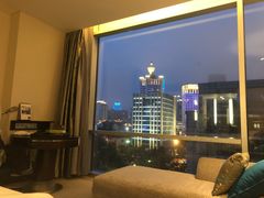 -青岛海尔洲际酒店