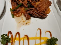 爆炒腰花-闫府私房菜·百年鲁菜(恒隆店)